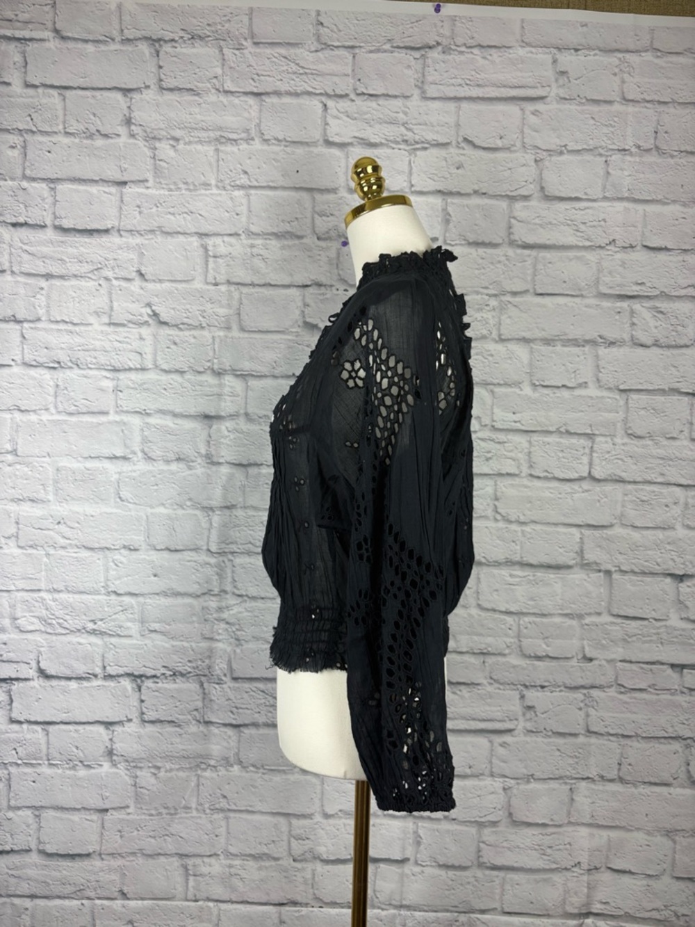 Free People One eyelet top size S - Picture 5 of 10